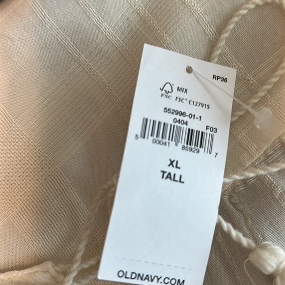 Old Navy Plus size XL Ivory color long sleeve blouse w tassel tie - Picture 12 of 12